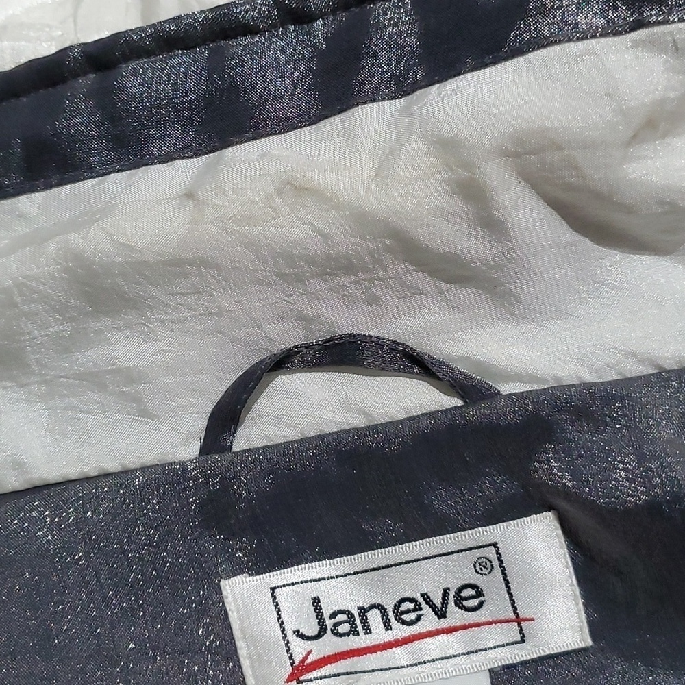 VINTAGE JANEVE SILVER WHITE JACKET TRACK ACTIVEWEAR SIZE MEDIUM SHOULDER PADS - Picture 13 of 13